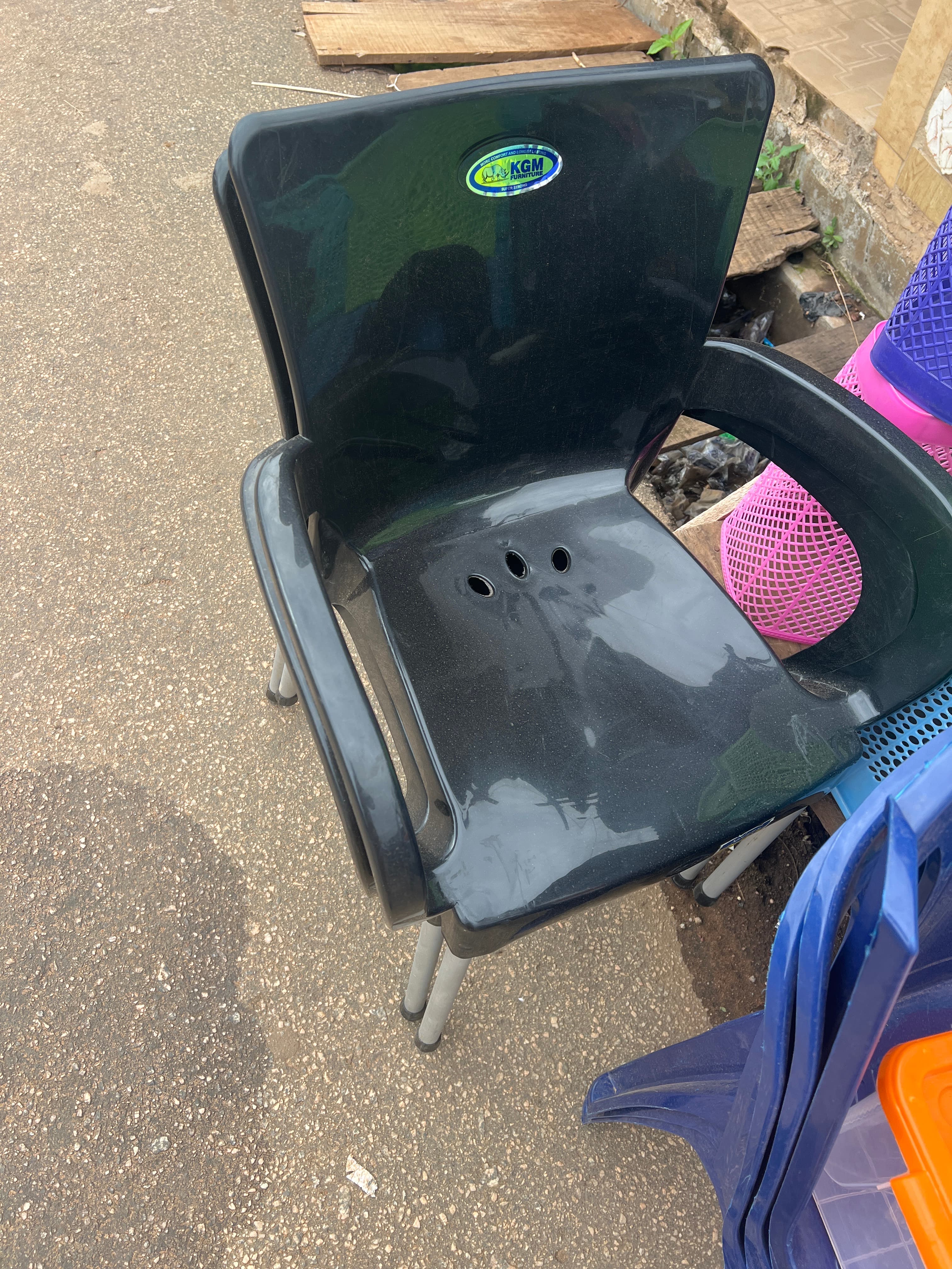 Iron leg plastic chair